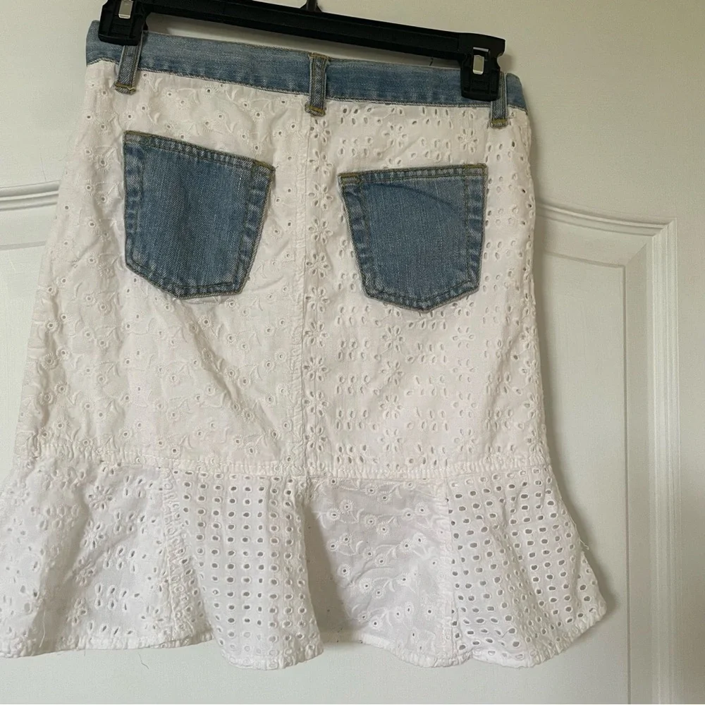 The Children’s Place Girls Skirt - Denim and White Embroidery - Girls Size 10